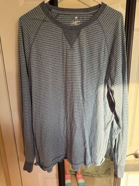 Paradise Coast Men’s Long-Sleeve Blue Striped Crewneck Shirt